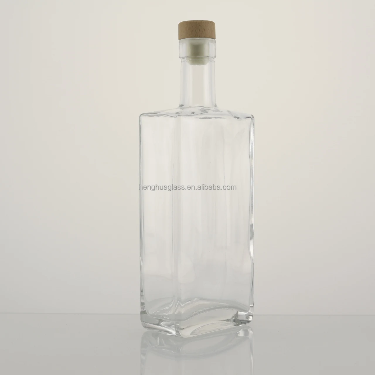 Empty Decal Logo 500ml 50cl 16oz Flat Square Glass Gin Bottle Vodka Liquor Tequila Rum Whiskey Spirits Glass Bottle With Cork