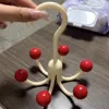 One white and one red icon [360° rotation] makes finding items easy.