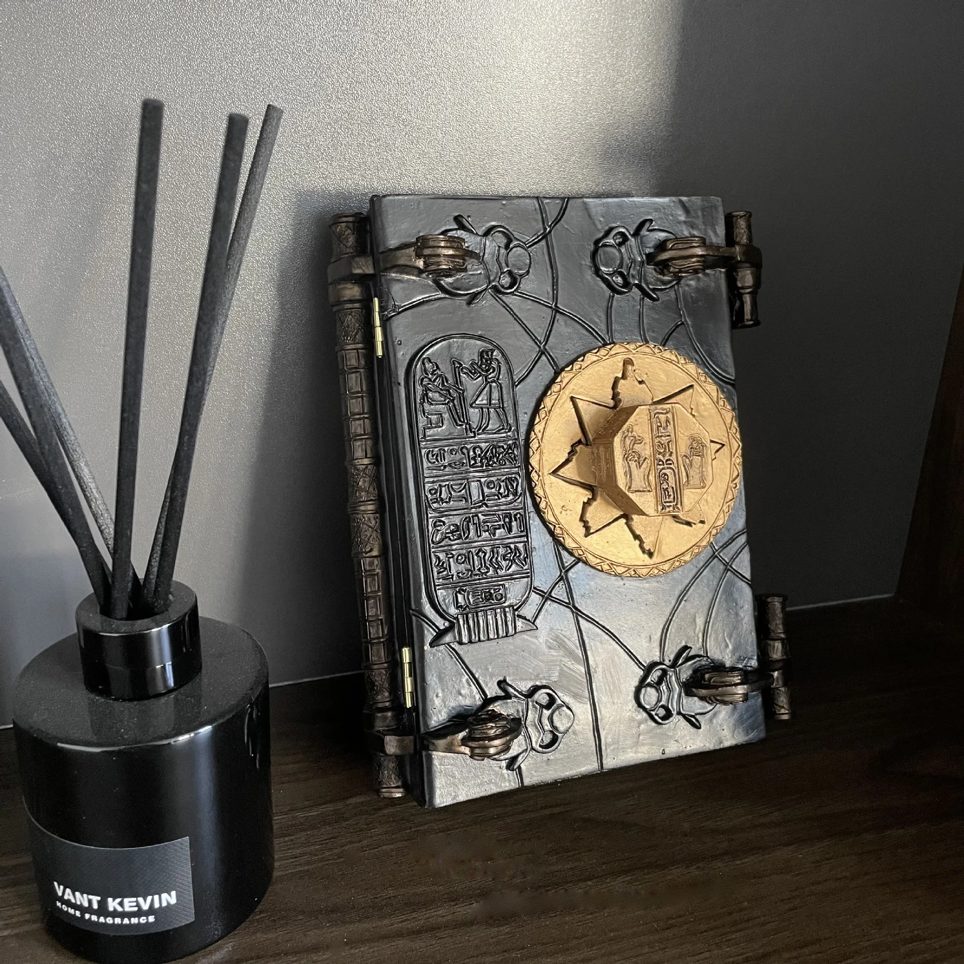 ハムナプトラミイラ小道具生きている古代エジプトの死者の本手