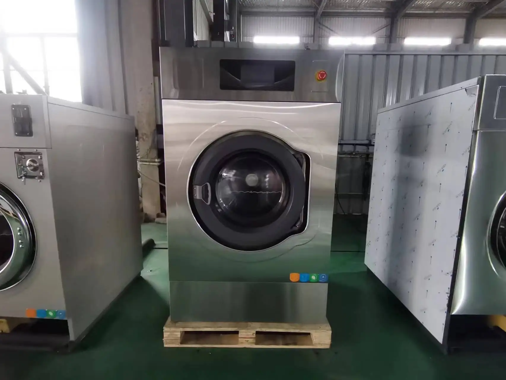 Mavis Machine Mavis 16KG Commercial Washing Machine for Hotels & Laundromats