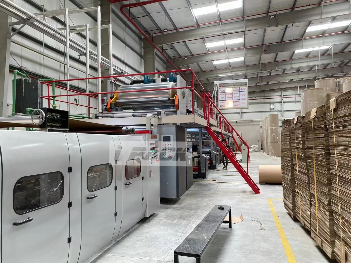3 Layer 5 Layer 7 Layer  Fully Automatic Corrugated Board Production Line Corrugated Cardboard Box Making Machine