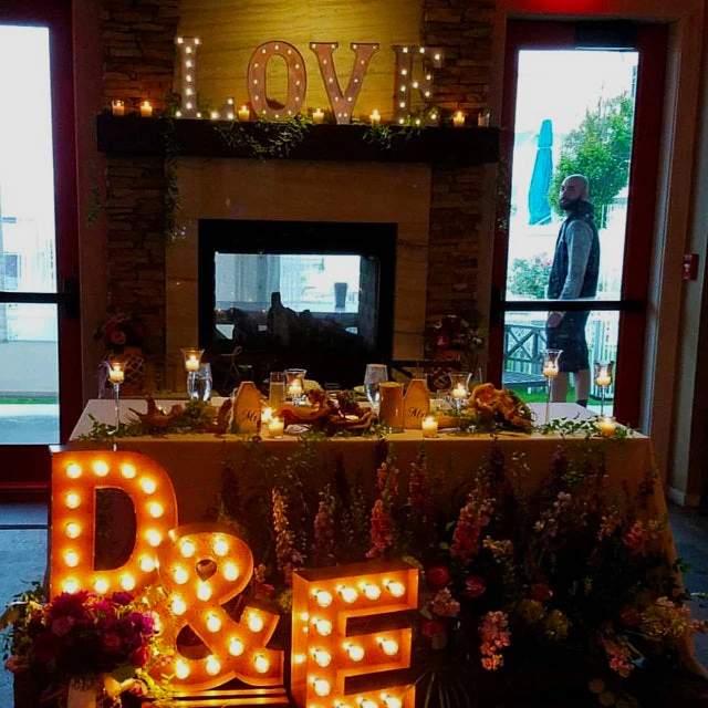 卸売LEDサイン LEDマーキーライト ヴィンテージLOVEサイン マーキー