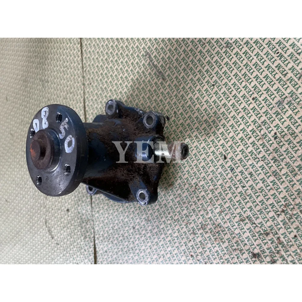 Engine Repair Kit D850 Water Pump for Kubota High Quality Engine Parts 4