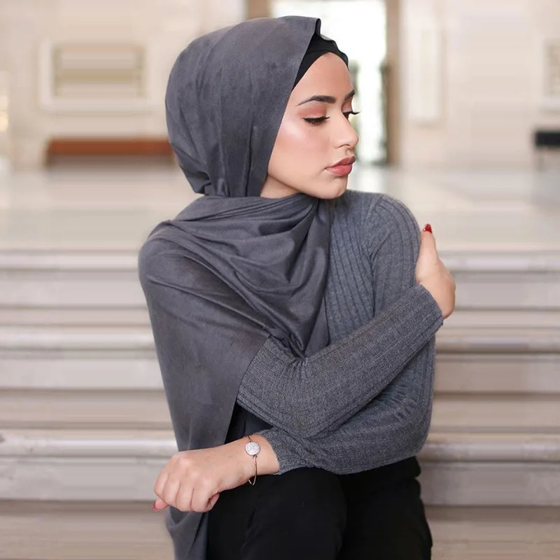 2020 Best Selling Soft Stretchy Suede Muslim Hijab Scarf Women