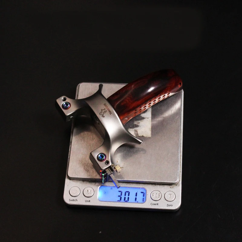 440C Stainless Steel Wooden Handle - Tian Peng Marshal