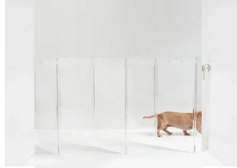Bespoke Clear Acrylic Modern Wall Attached Zig Zag Pet Dog Gate Lucite