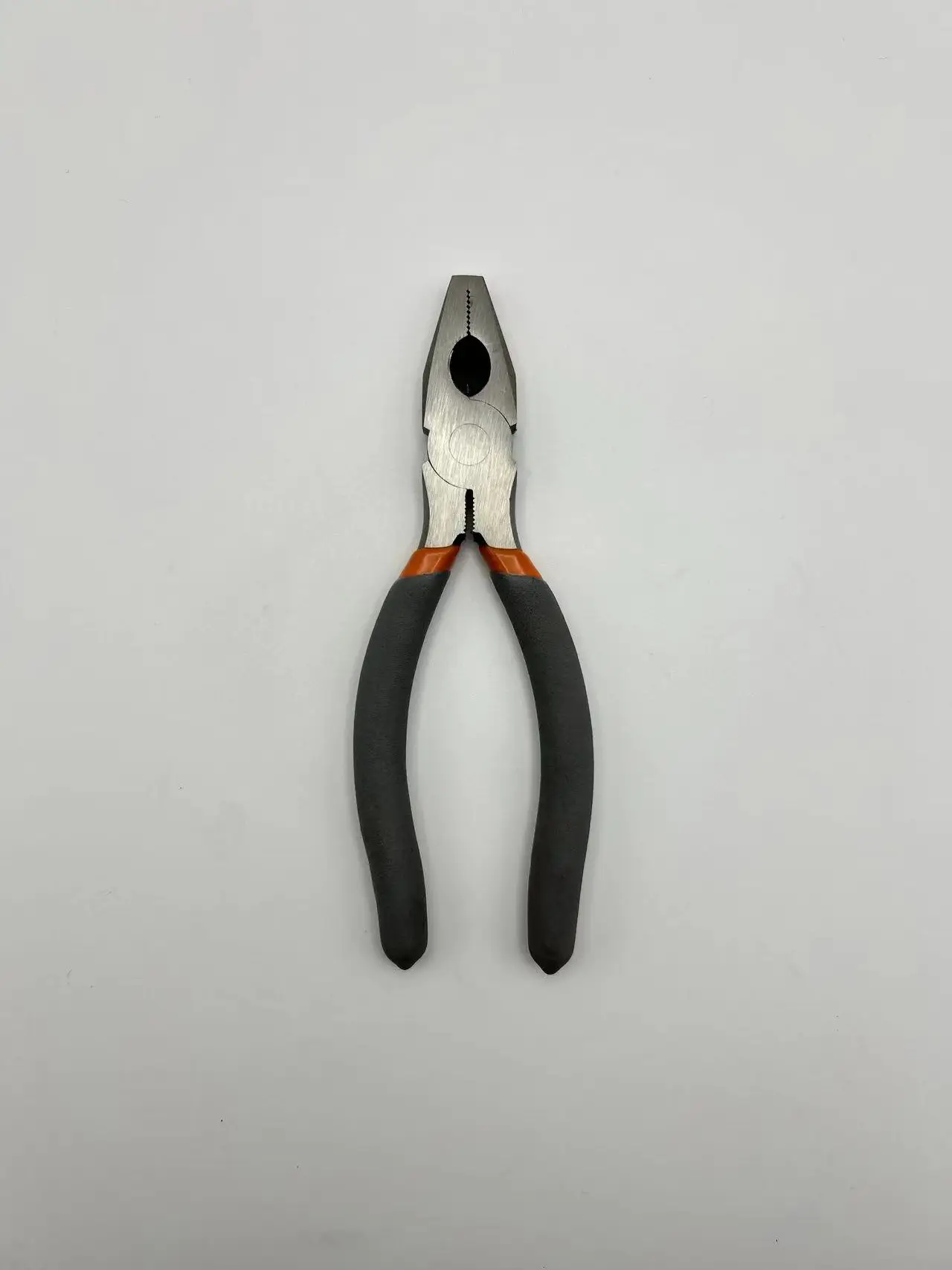 Professional 160mm High Carbon Steel Combination Pliers Multifunction DIY Metric Measurement Dipped Handle OEM Customizable