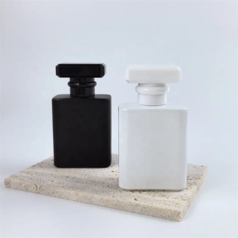 Empty Matte Black Rectangle 30ml 50ml Perfume Glass Bottles Square Parfum Bottle With Screw Sprayer and Top