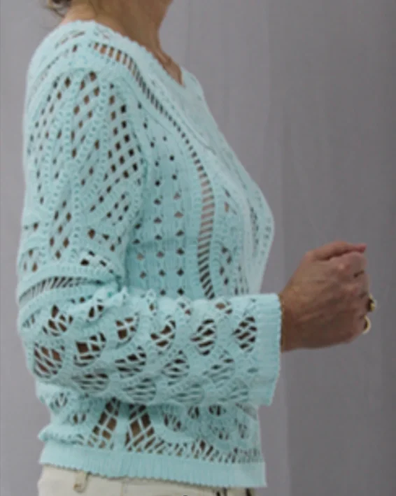 Ladies Hollow Crochet Special Plane Sweater-long Sleeve, Short Version, Suitable For Party Shopping, Vacation - Image 4