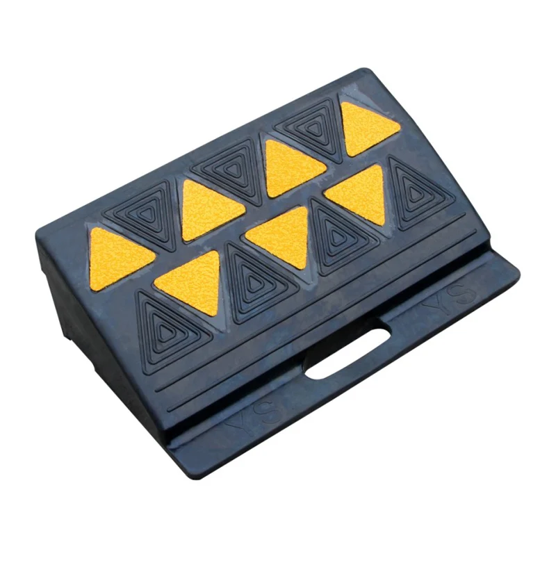 Outdoor Wheelchair Cart Car Step Curb Ramps Roadway Products Rubber Kerb Ramp for Markets factory
