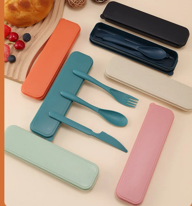 New Eco-friendly Plastic Multicolored Cutlery Set Frost Technique 3-Piece Spoon Fork Knife Dinnerware Home Camping