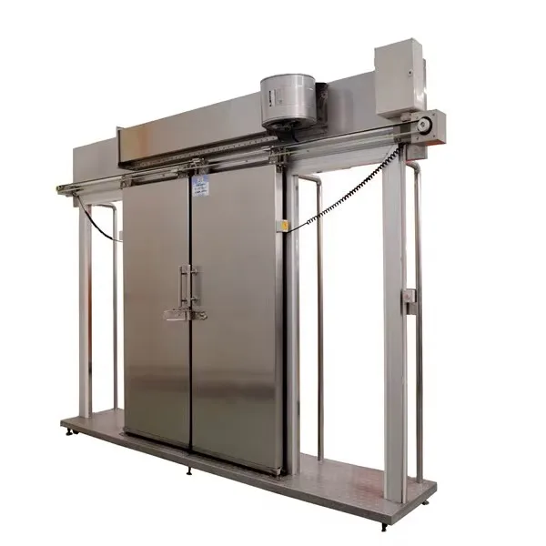 Industrial insulated cold storage door for food processing warehouses, sliding, high sealing