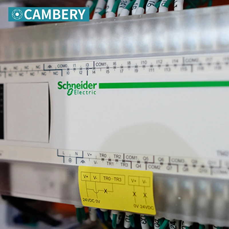 Автоматическая подача горячего клея горизонтальная машина для обертывания профилей ДВП пленки