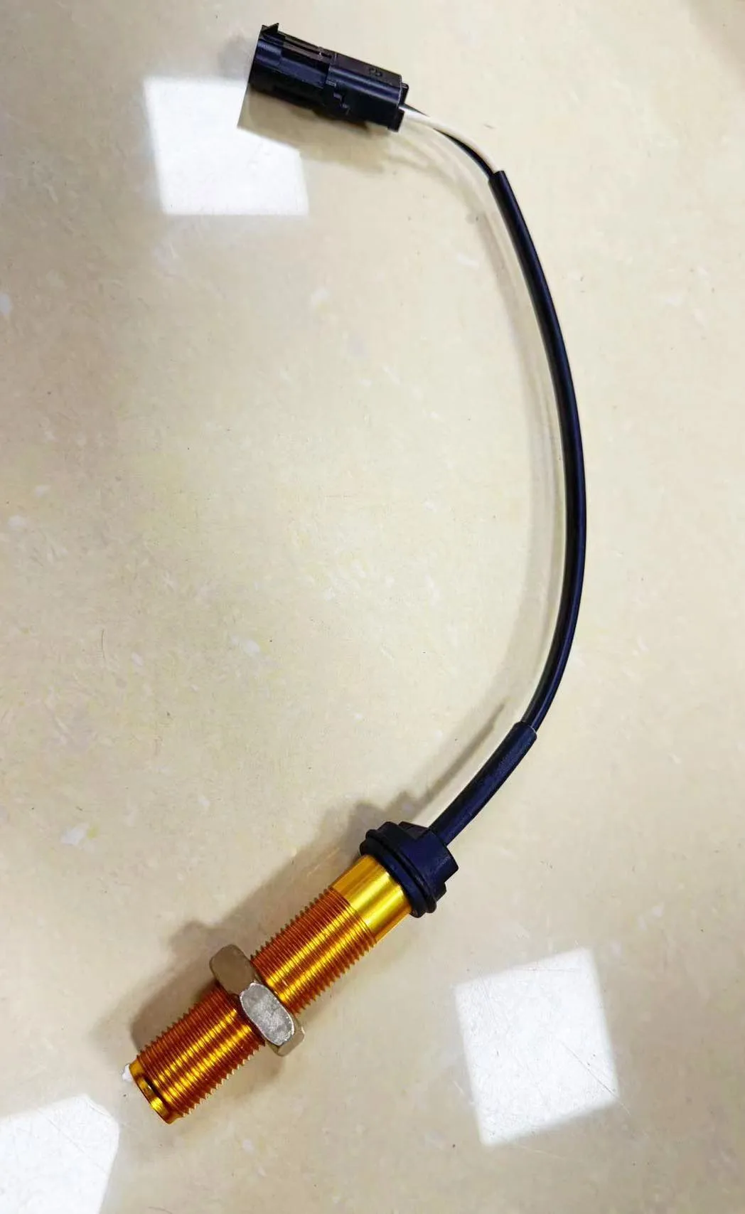 Rotation Sensor 72213891 RPM Sensor Revolution Speed Sensor