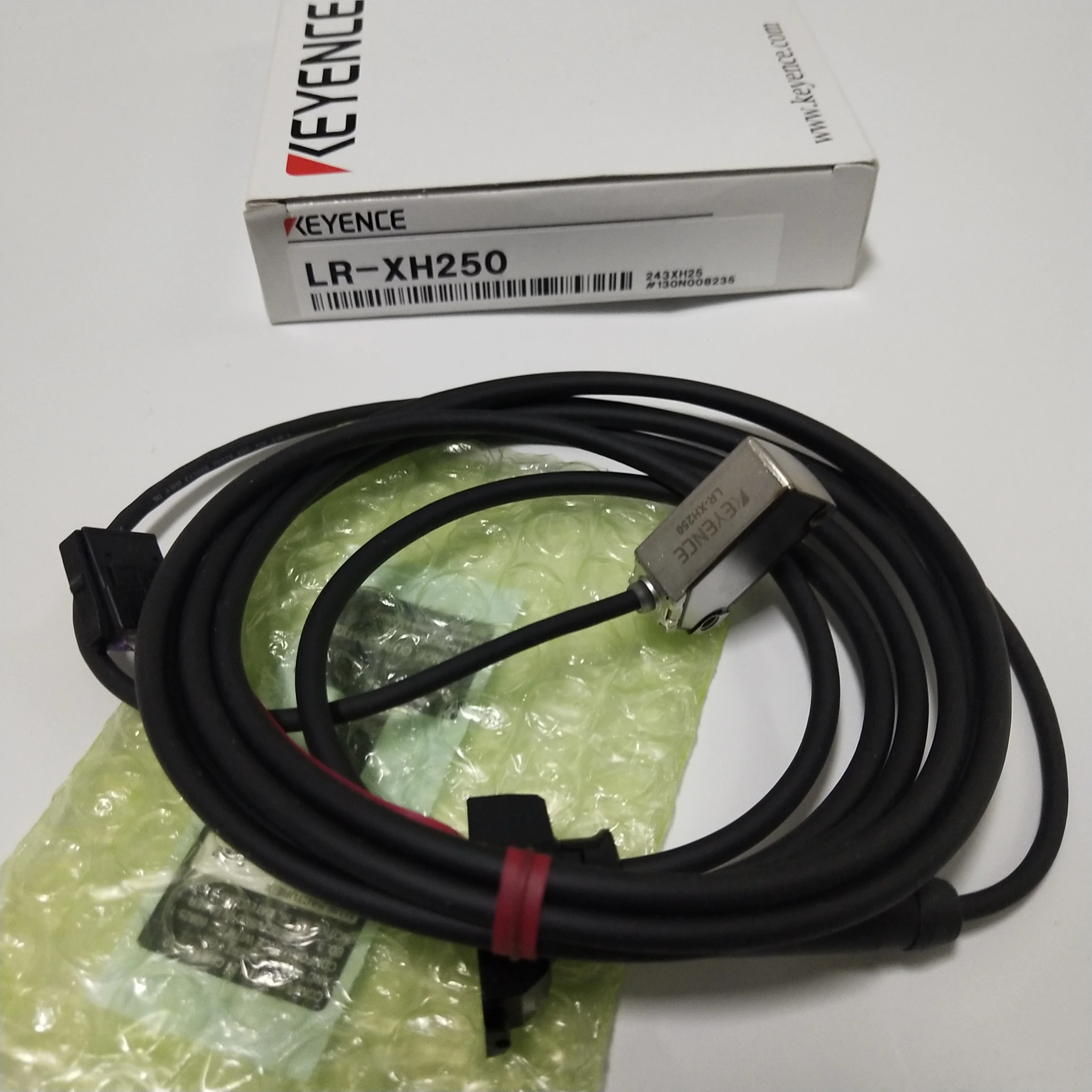 KEYENCE LR-XH250 Digital CMOS Laser Sensor Head - Original