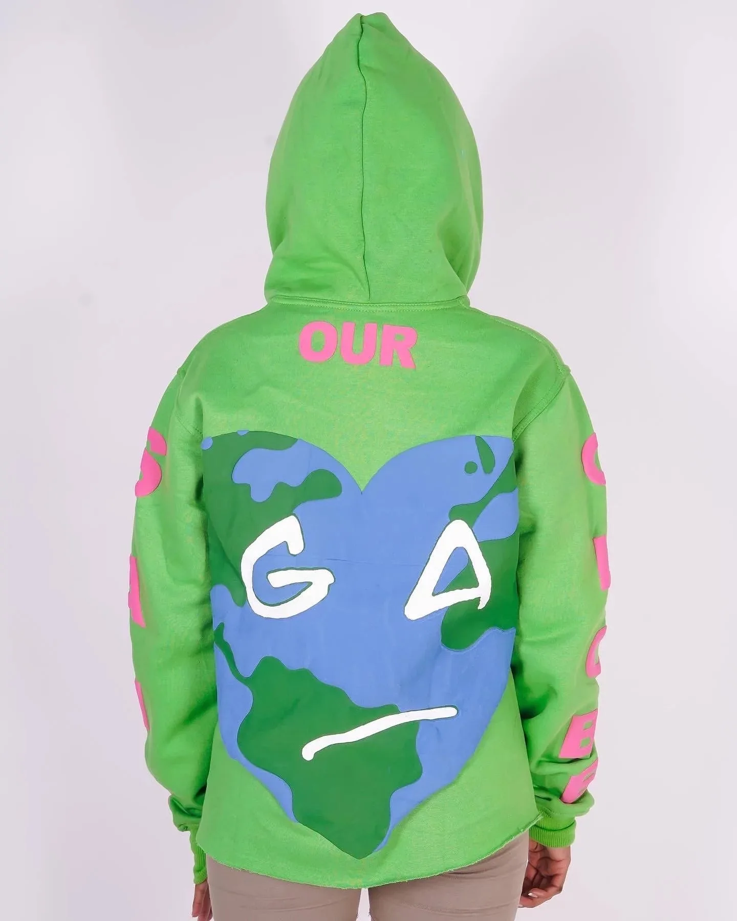 Shop Our Custom Wholesale Heavyweight Cropped Sweatshirts