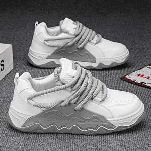 Casual Shoes New Thick Sole Breathable Wear Resistant Lightweight Comfortable Soft Sole Sneakers