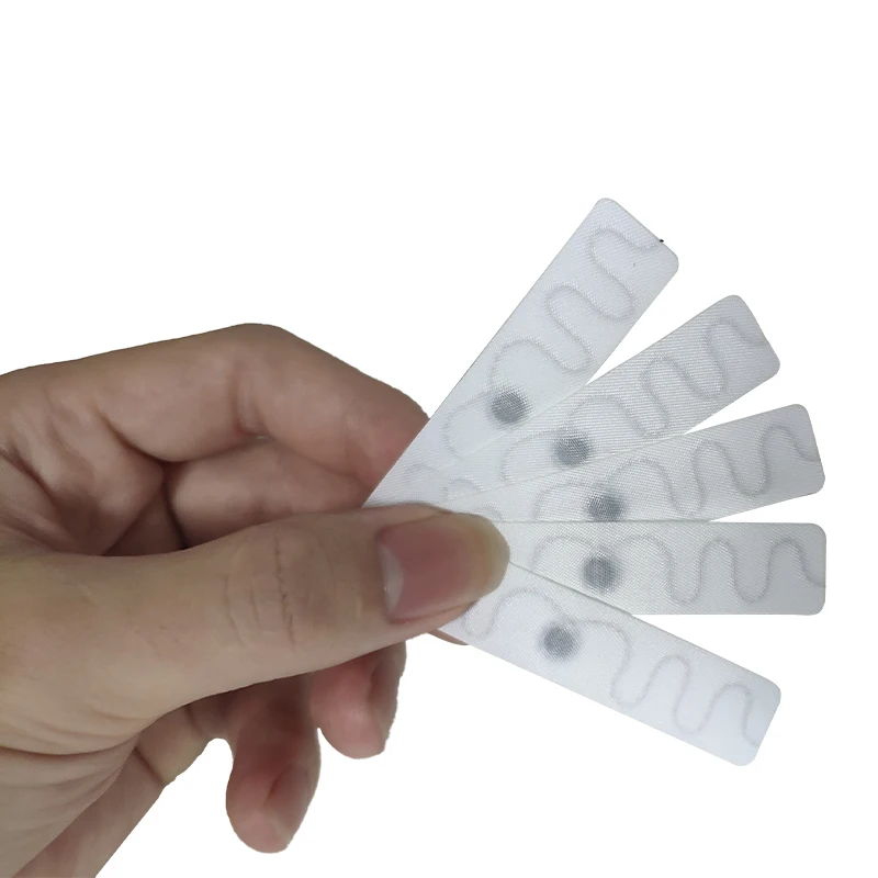 Textile Linen Tracking Washable Rfid Tags Long Range Uhf Rfid Laundry Tag