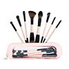 Ensembles de pinceaux de maquillage roses