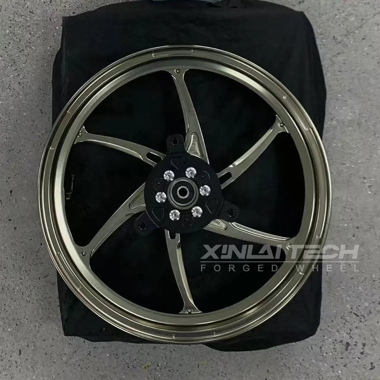 XL Custom Forged Motorcycle Wheels for Yamaha NVX155 14 15 Inch CNC Custom Forged Motorcycle Rims Anodized Finish - Image 3