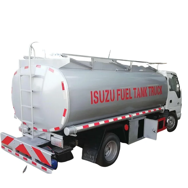 Mini 4000l Isuzu Oil Tanker Delivery Truck 1000gallons Petrol Gasoline