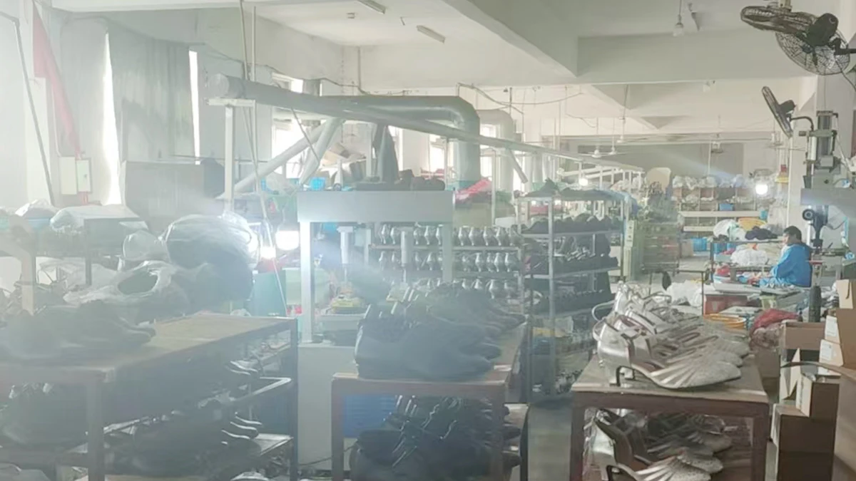 Xiamen Kuangqi Trading Co., Ltd. 3