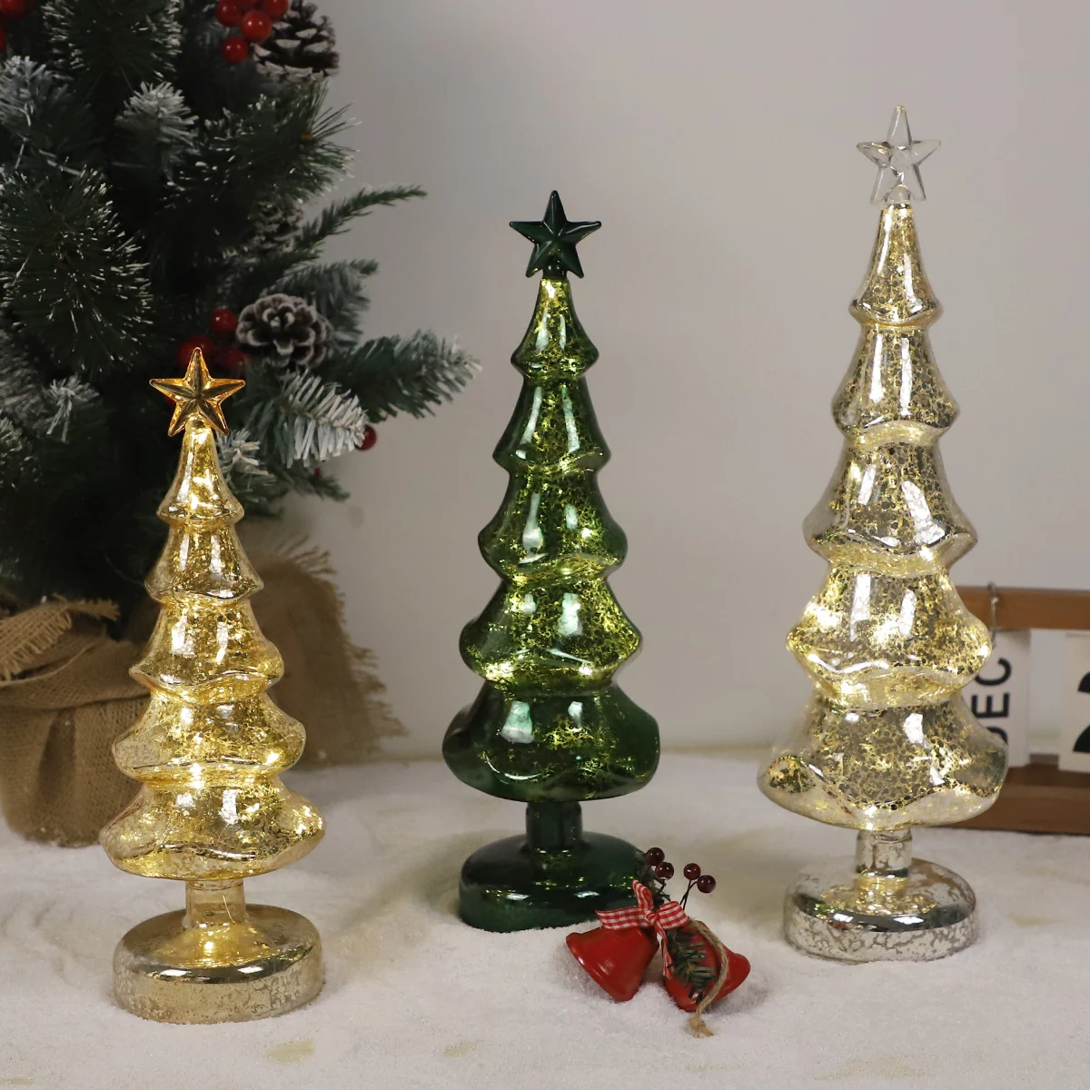 High Quality Small Golden/Silver/Green Led Lighted Decorative Christmas Tree Set Mercury Painted New Year Party Glass Crafts