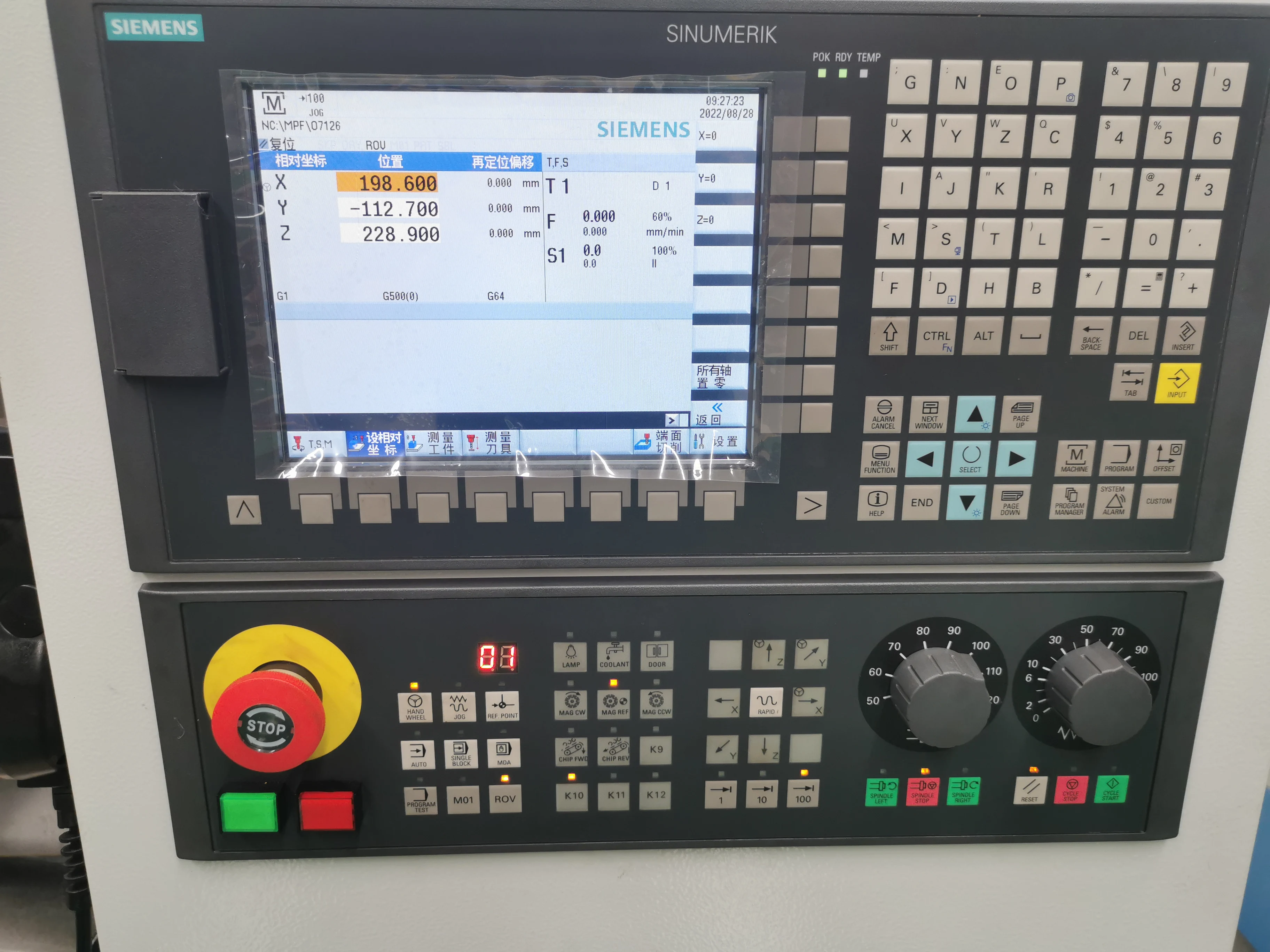 High Quality Cnc Milling Center VMC600L Small Vertical Machining Center Milling Machine with CE