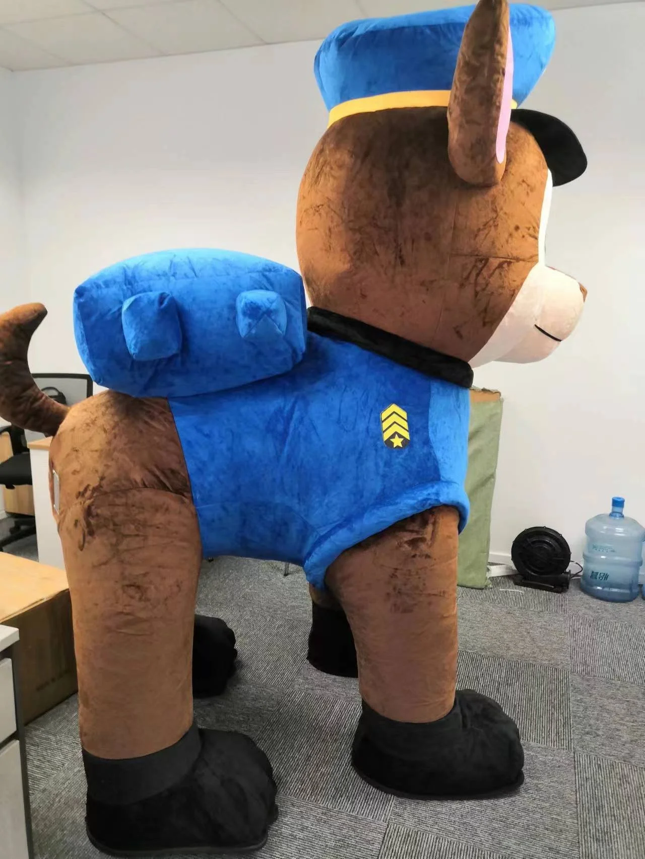 2m/2.6m Running Fun Moving Cartoon PAW Dog Patrol Dog Plush Inflatable Mascot Costume Suit for Adults