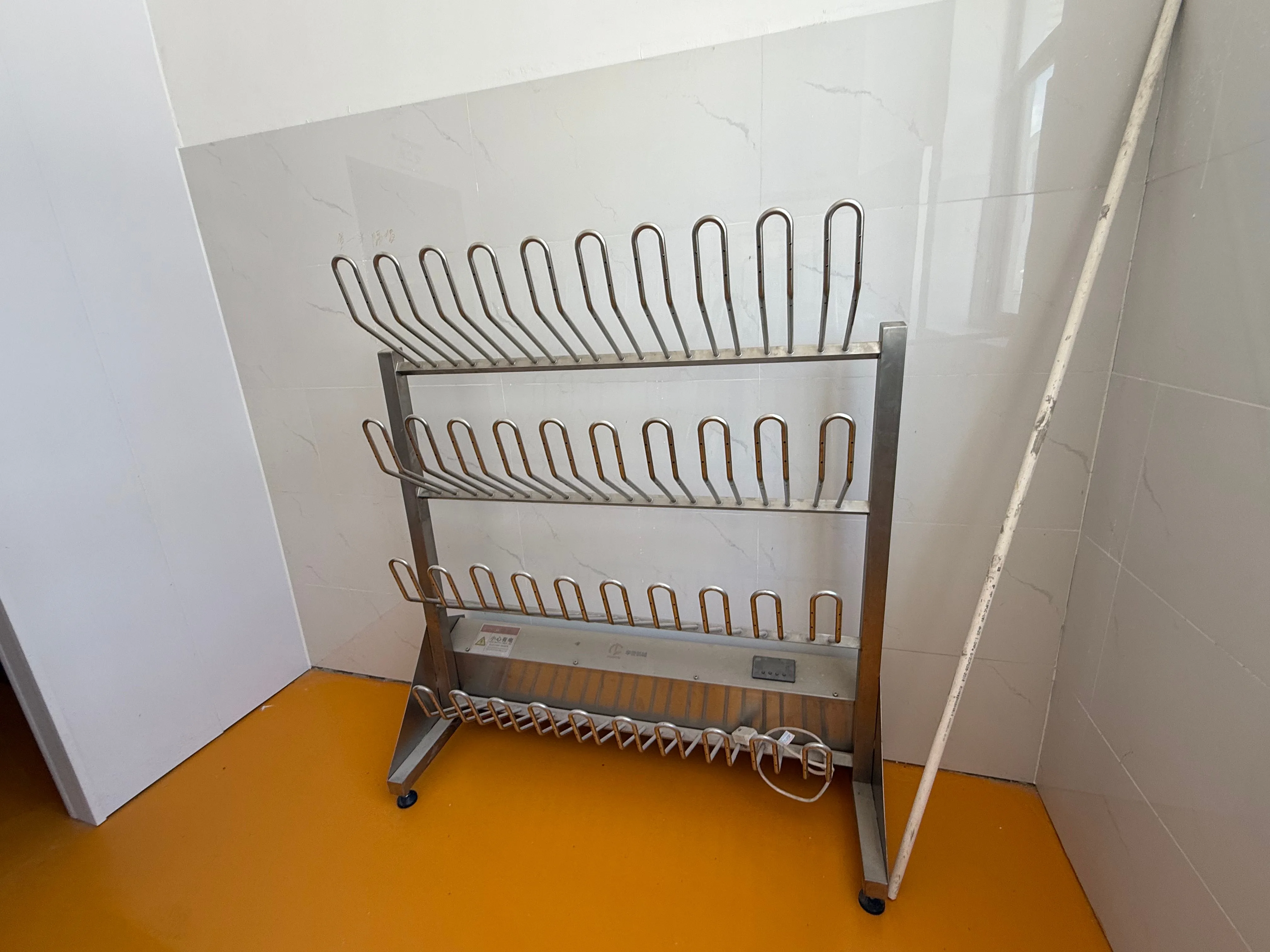 Factory stainless steel shoe rack with electric hot air dryer