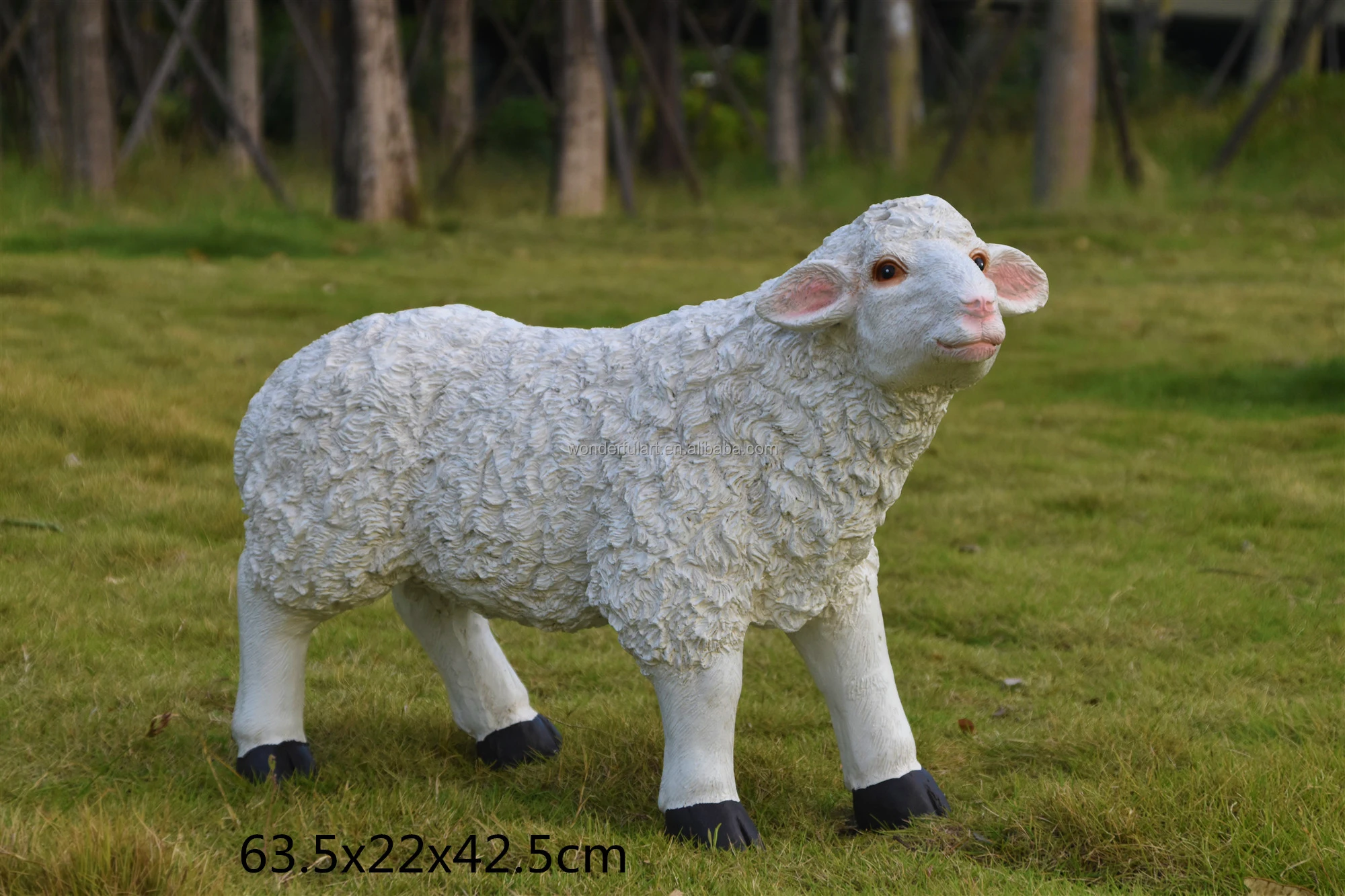 Eco Friendly Large Size Polistone Cute Farm White Sheep Statue Resin Animal Sculpture for Home Decor Outdoor Garden Decoration