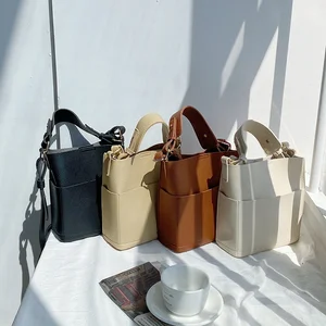 New Personality One-shoulder Small Square Bag Fashion Trend Cross-body Bag Soft Side Creative Designer Handbag for Girls