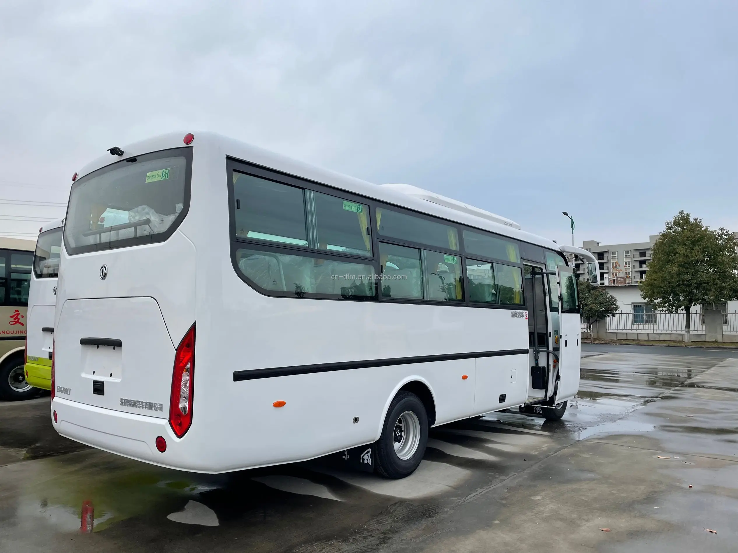 Luxury Vintage Diesel Lhd Coach Passenger Used Coach Bus For Sale Buy Used Coach Bus,Coach Bus