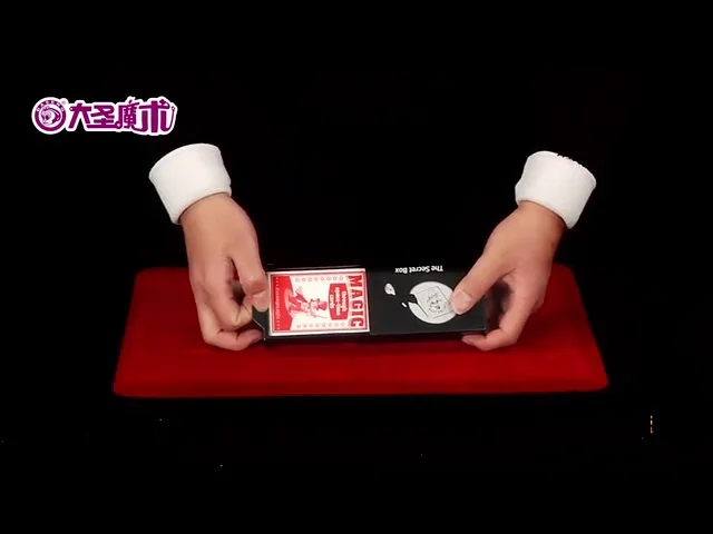 Appearing everythings from plastic magic secret changing box