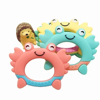 Wholesale BPA FREE Customized DIY Bacteria Resistant Accessories Four Colors Cute Crab Shape Silicone BabyTeether