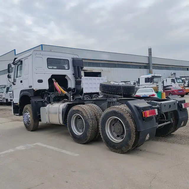 Cheap Price Used Sinotruk 700 Tractor Truck With Good Condition for Sale