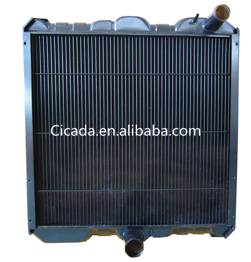 Japanese Copper Radiator 21400-01Z73 for Nissan CWB450 Truck