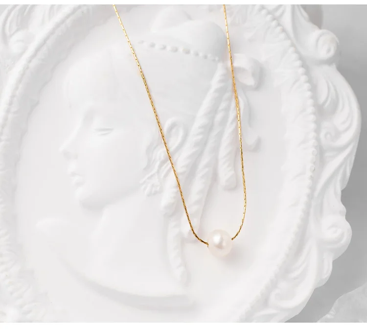 Dainty Choker Necklace
