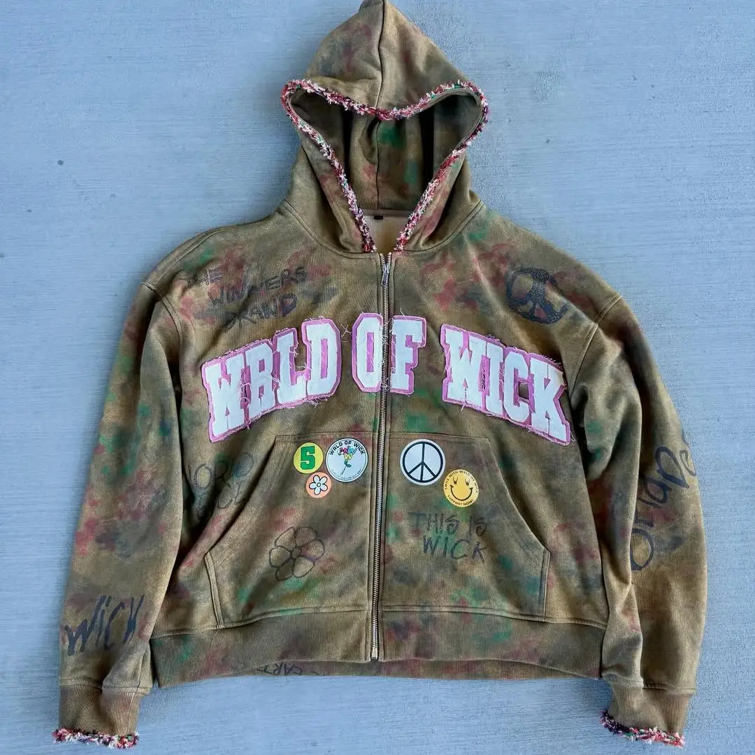 Přizpůsobitelná mužská zipovací kapuci s efektem tie-dye a poškozeným povrchem, s nápisovou nášivkou a graffiti potiskem, ve stylu high-street