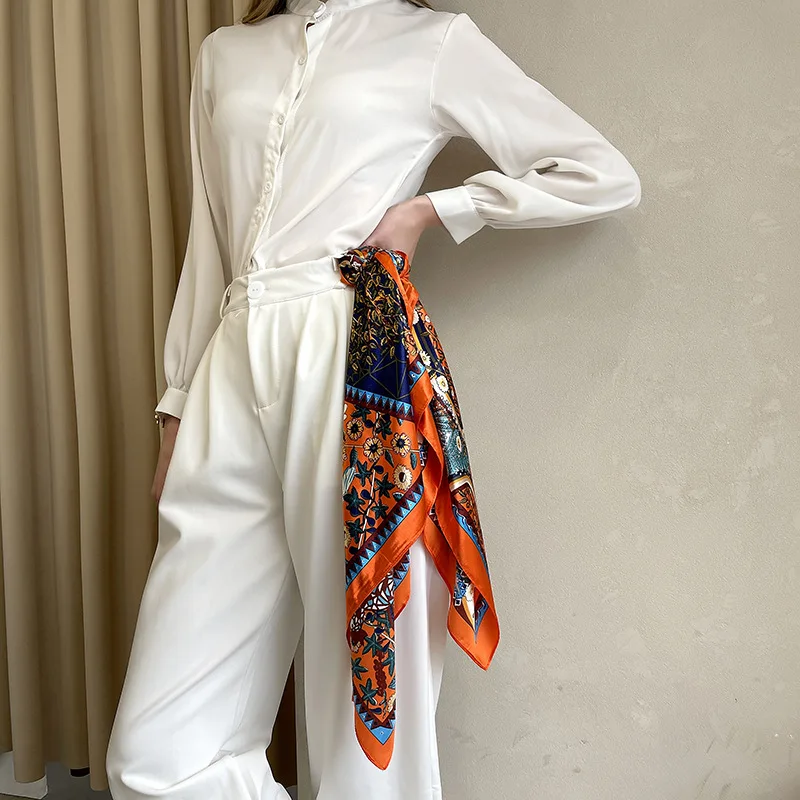 Large Satin Head Scarves For Women 90x90cm Head Scarf Oem