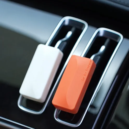 Different Elegant Black Woody Perfume Car Diffuser Vent Clip Wooden Air Outlet Car Fragrance Car Decoration