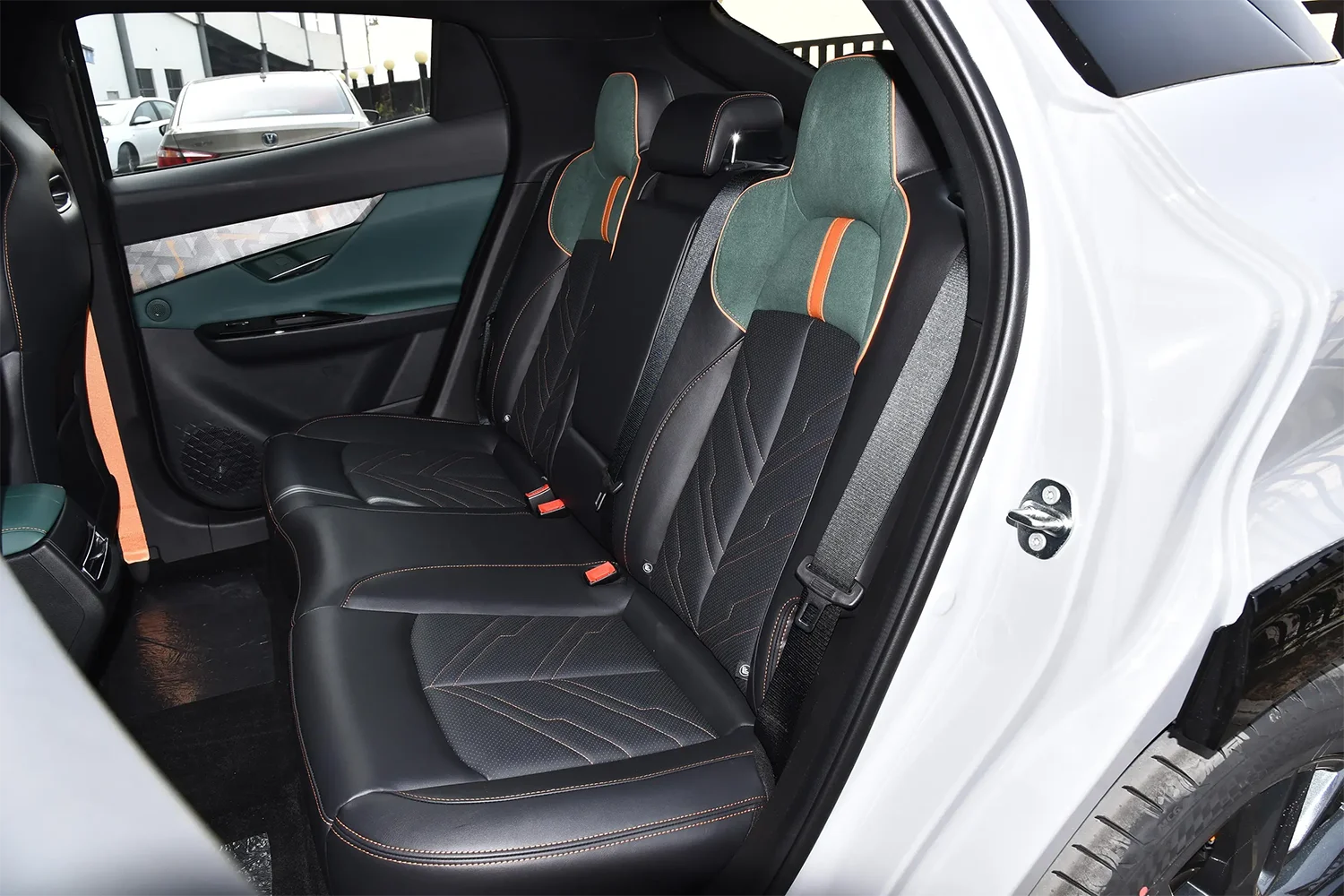 Hot-Selling New Arrival 2023 Changan Uni-T Economic SUV 92 Gasoline Vehicle From Chongqing