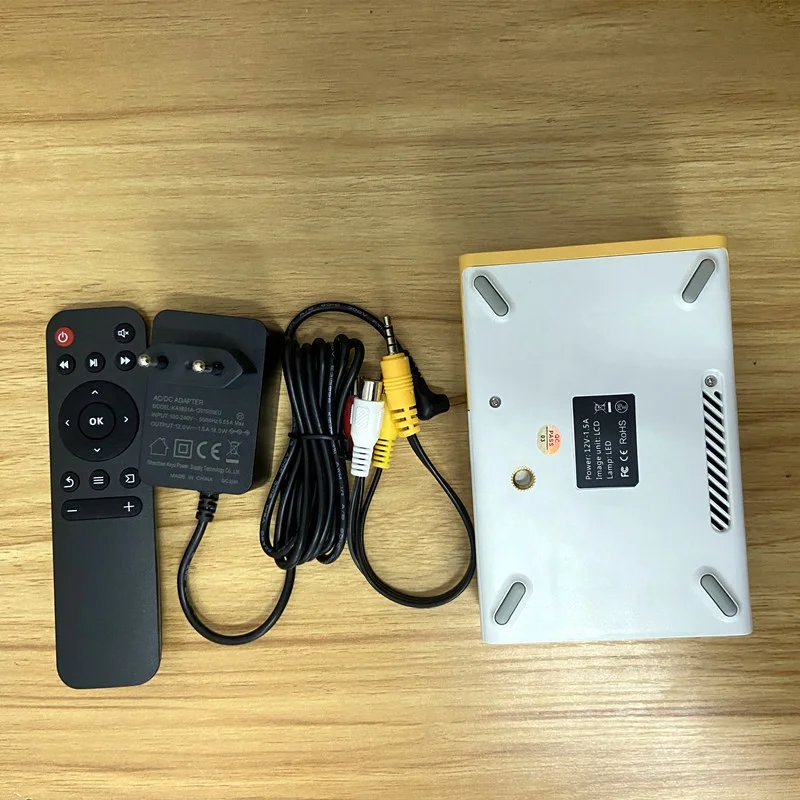 
Горячая Распродажа Мини HD LCD 1080p проектор для мультяшного домашнего кинотеатра карманный проектор размера телефона 4k 