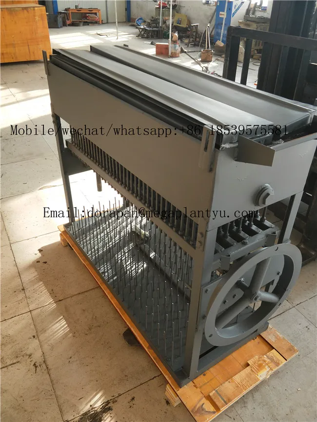 Small Semi Automatic Manual Fluted Church Candle Molds Diy Candle Making Machine Wax on Sale
