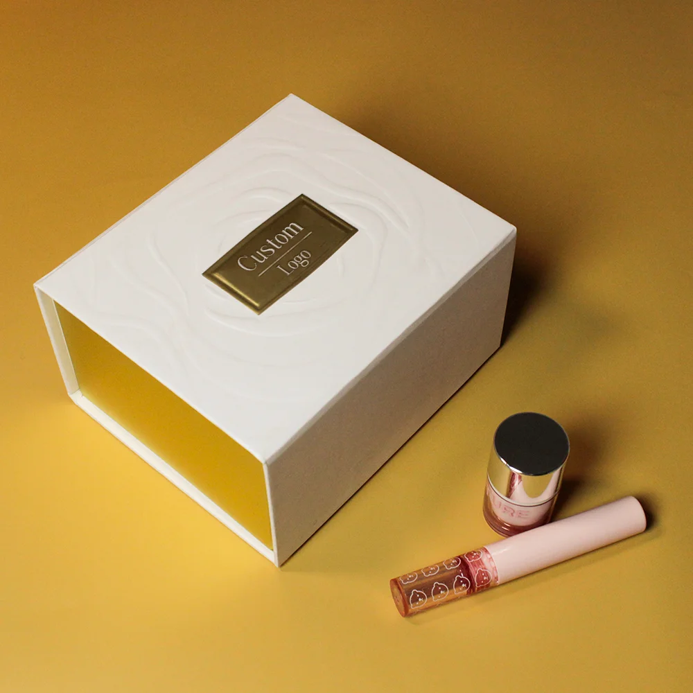 Luxury Custom Golden logo Coated Paper Lipstick Perfume Packaging Business Packaging Custom Gift Boxes with Embedded Buckle