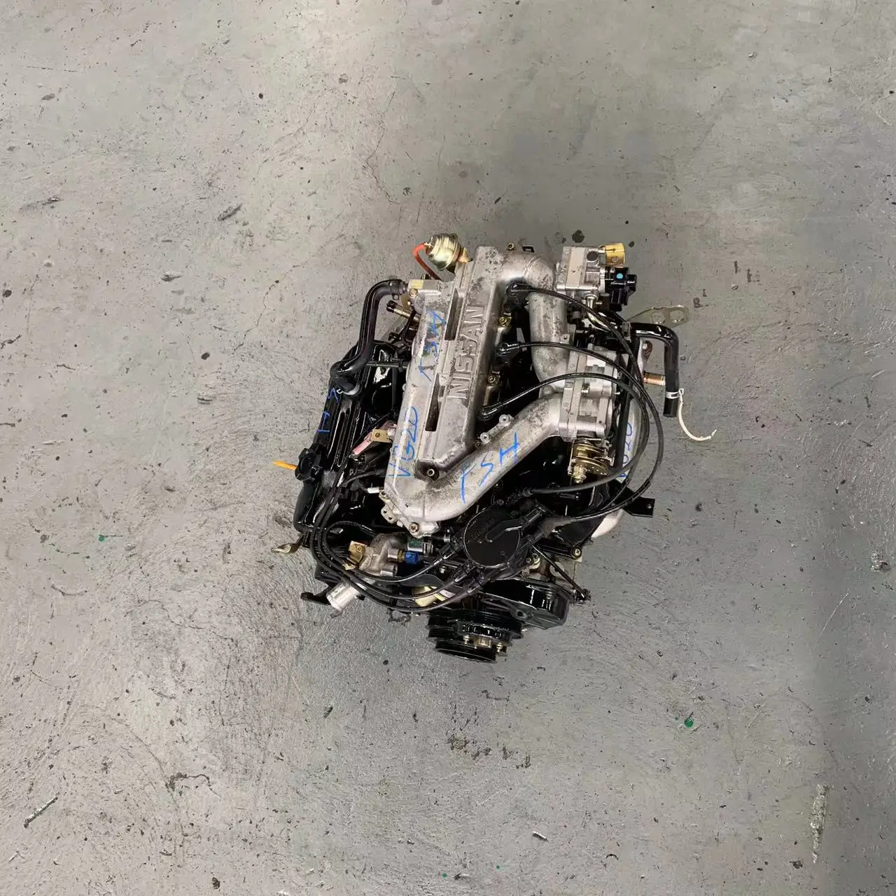 Second-hand Engine Assembly for 6 Cylinders Nissan VG20 Used Gasoline Engine