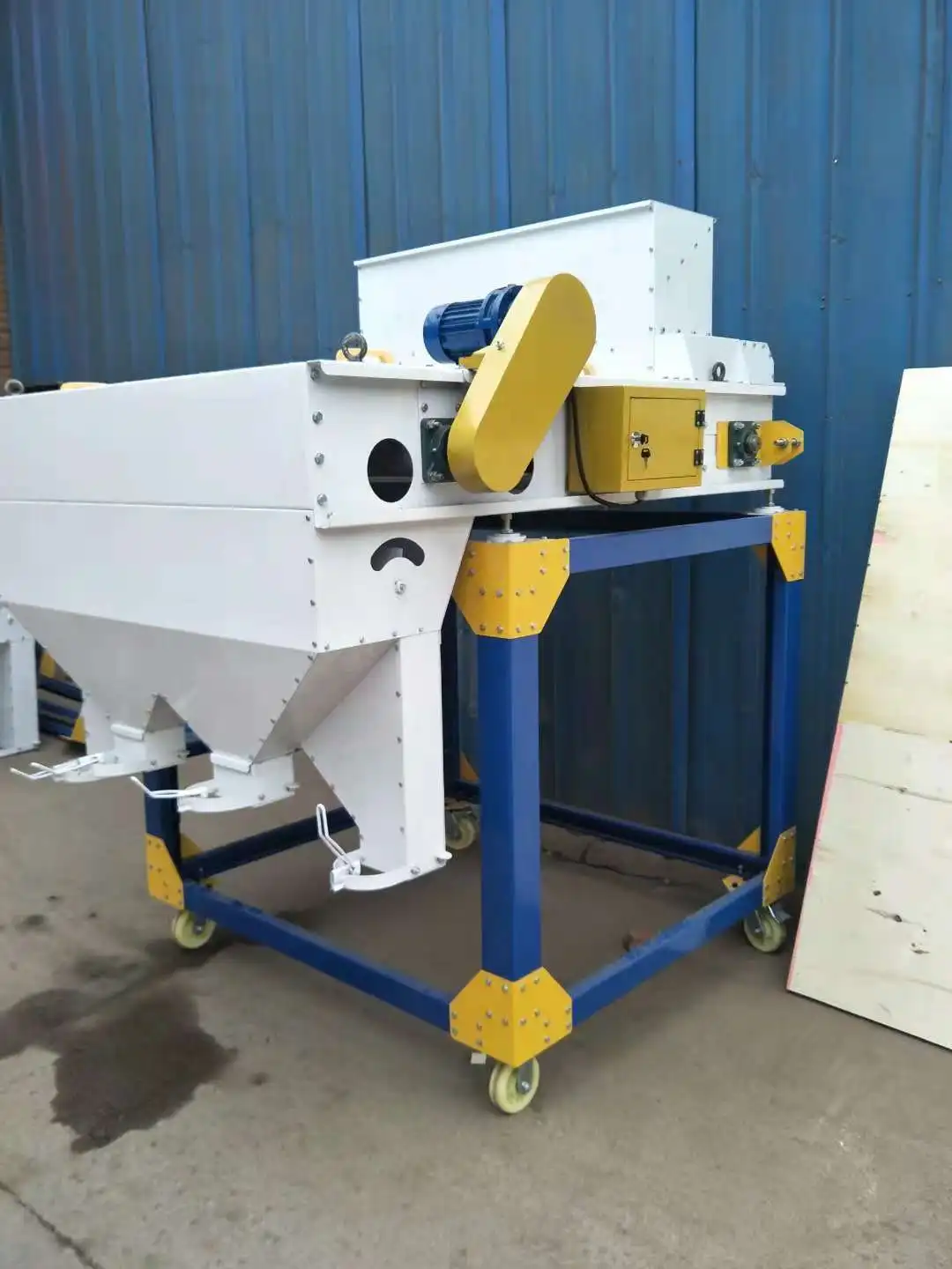 Magnetic Separator Machine for Seeds Remove Soil Block