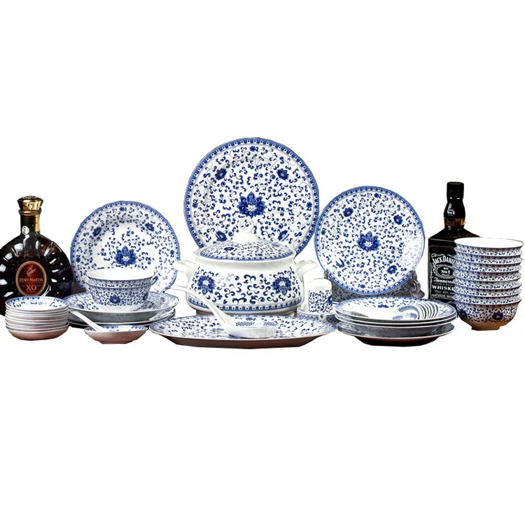 What to Look for When Shopping for Blue and White Porcelain