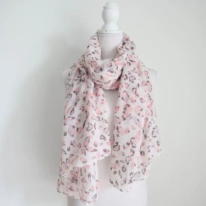 Pink Single WOMEN FASHION Accessories Shawl Pink discount 91% NoName Pink scarf with golden studs 