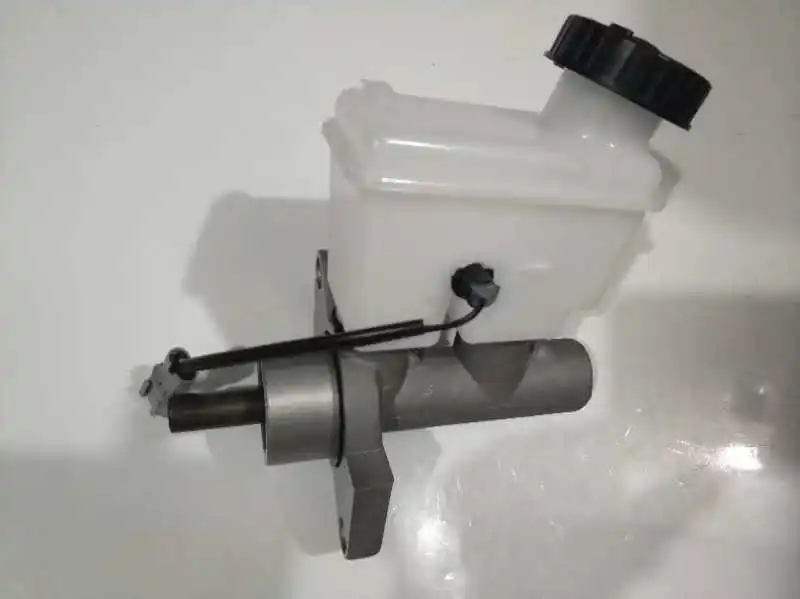 96418832 96418831 Brake Master Cylinder for Chevrolet Lacetti